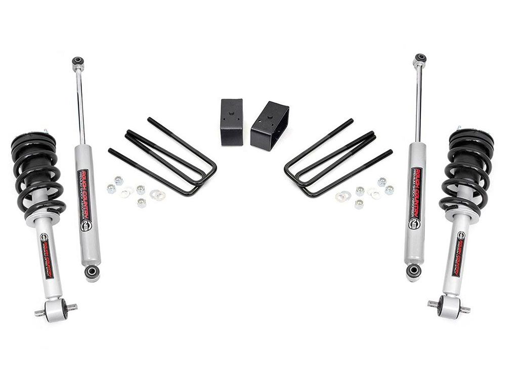 3.5" 2007-2013 GMC Sierra 1500 2WD Lift Kit by Rough Country