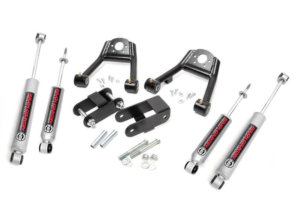 1.5-2" 1986.5-1997 Nissan Hardbody Pickup 4WD Lift Kit by Rough Country