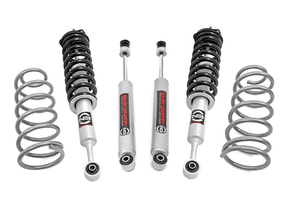 3" 2007-2014 Toyota FJ Cruiser 4WD Lift Kit (w/lifted struts) by Rough Country