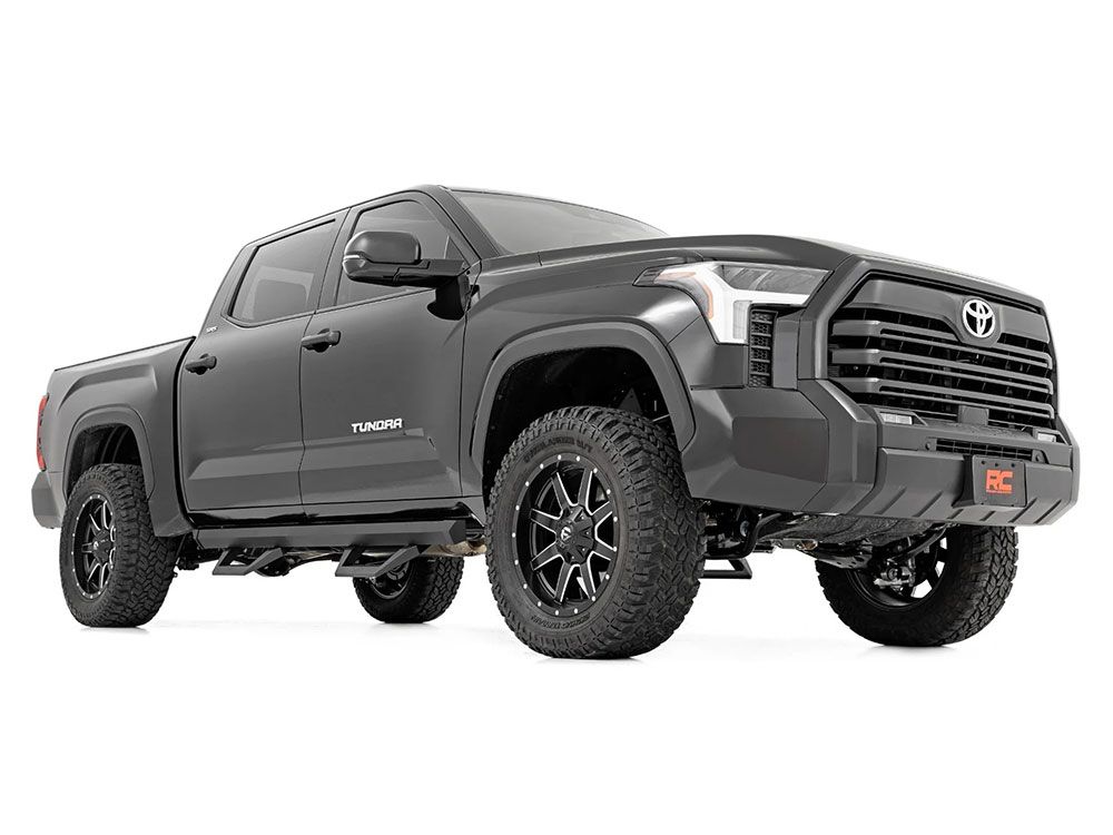 Rough Country 70330 3.5" 2022-2023 Toyota Tundra 4WD Suspension Lift
